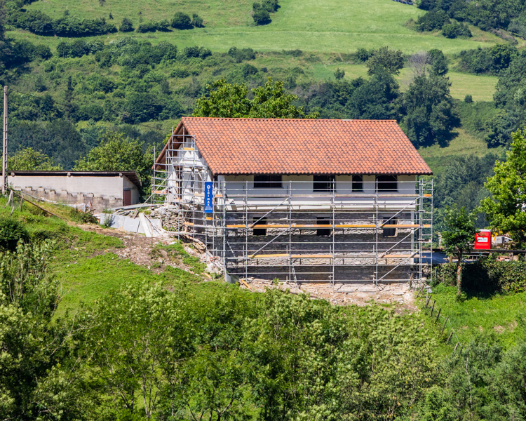 Reforma-Caserio-Gipuzkoa-Construcciones-URBITARTE