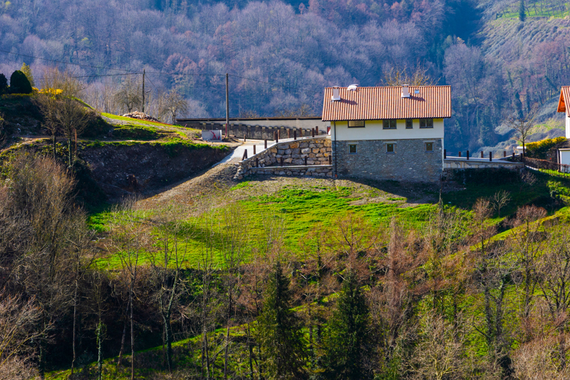 Reforma-Caserio-Gipuzkoa-Construcciones-URBITARTE